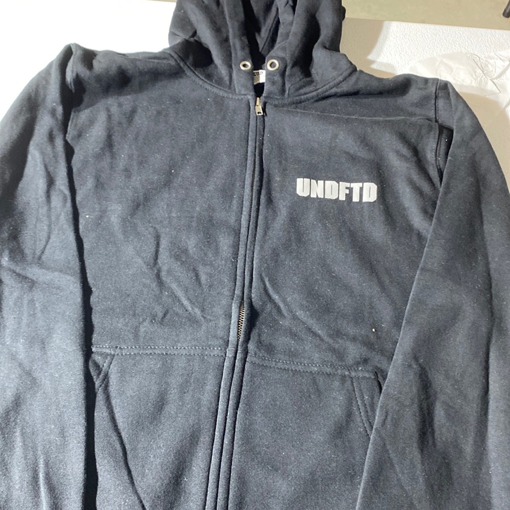 Men’s zip up hoodie